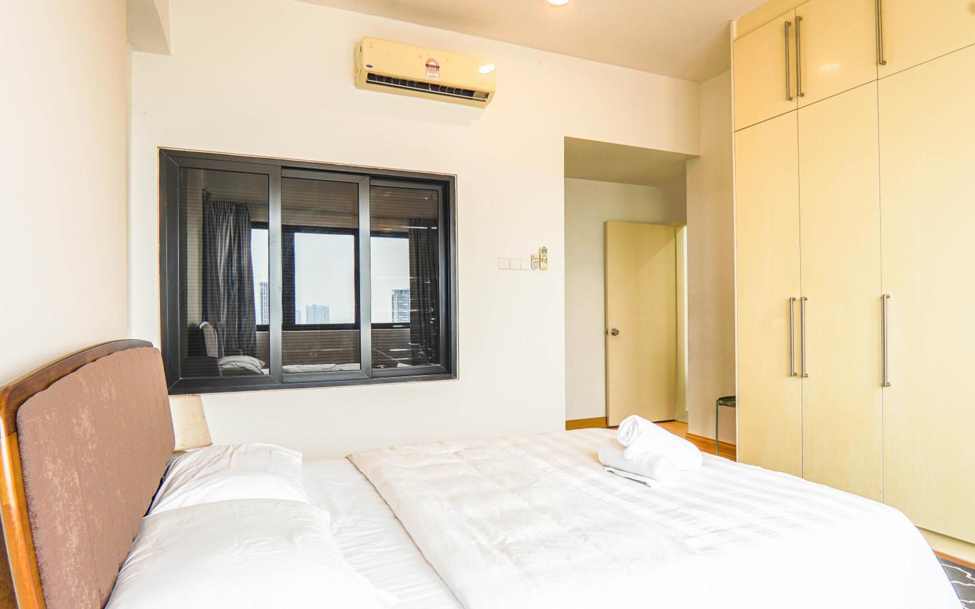 Encorp Strand Residences By Airhost Kota Damansara Exterior photo
